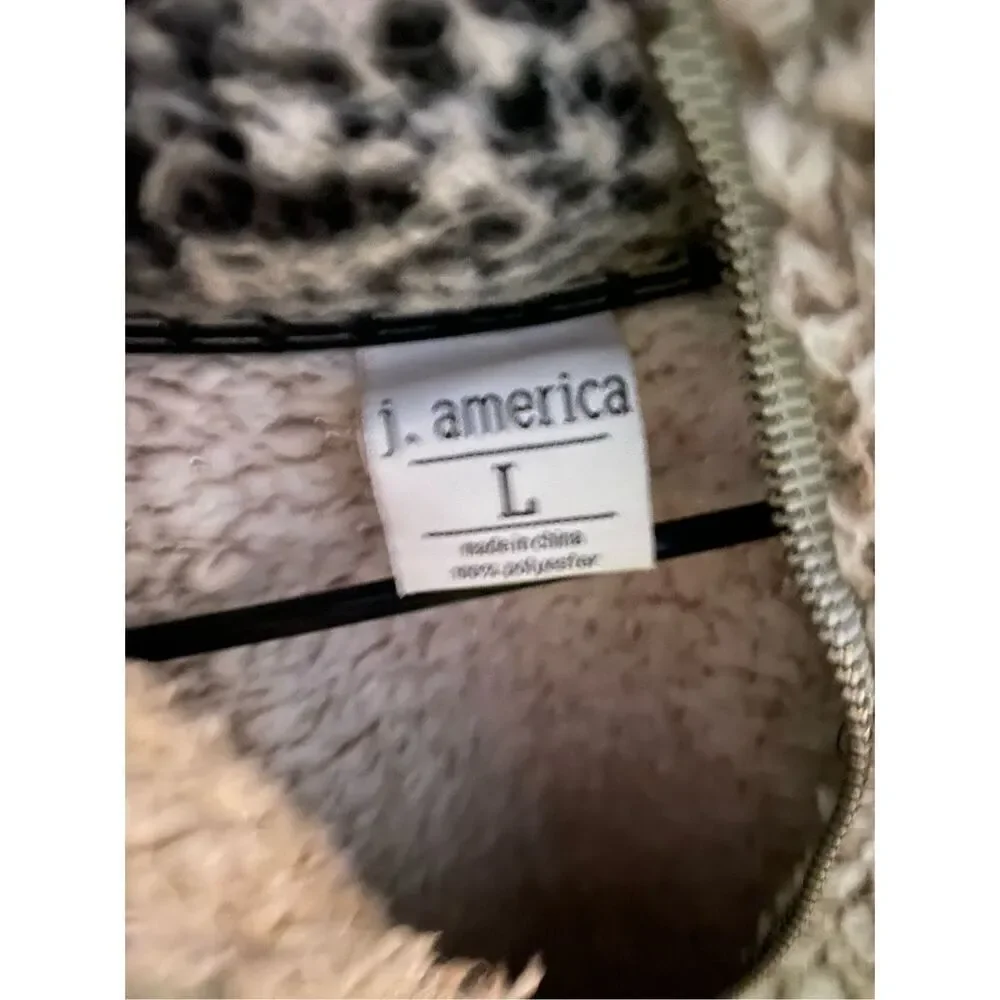 J. America Quarter Zip Pullover Sherpa Size Large